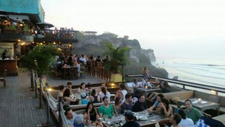 Neni nad uzasnou veceri pri zapadu slunce se super prat...