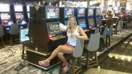 Aktualne z Vegas :))) Gambling a drinky zdarma :)) Samo...